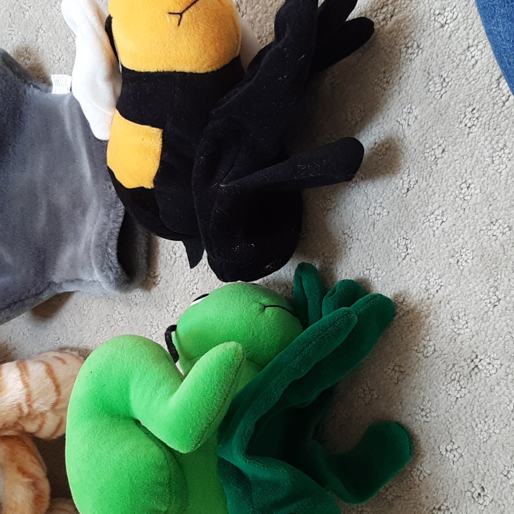 4 Hand Puppets - Picture 9 of 11
